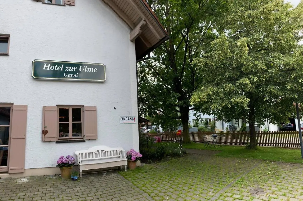 Hotel Zur Ulme contacts